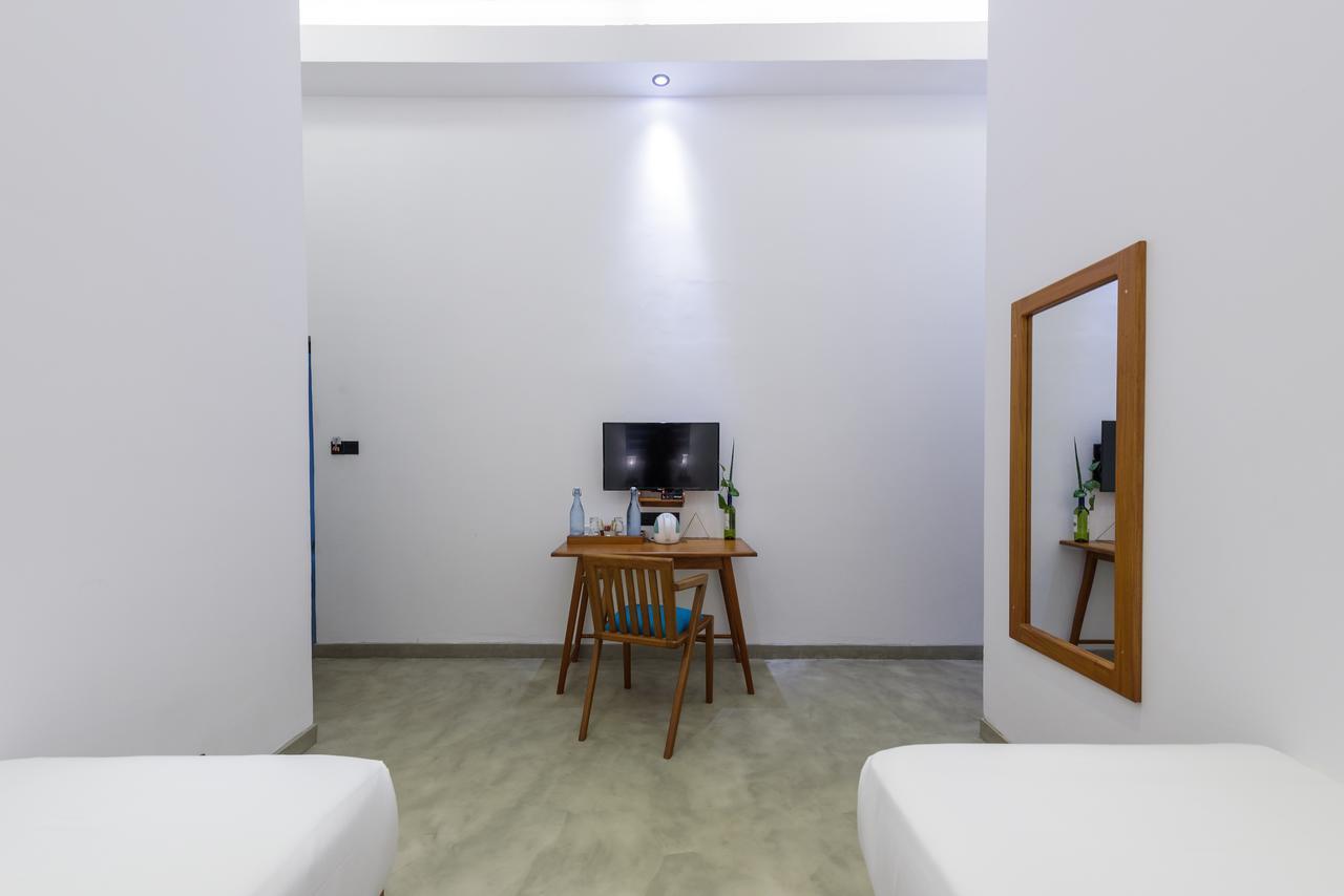 ファーン コロンボ Bed & Breakfast エクステリア 写真
